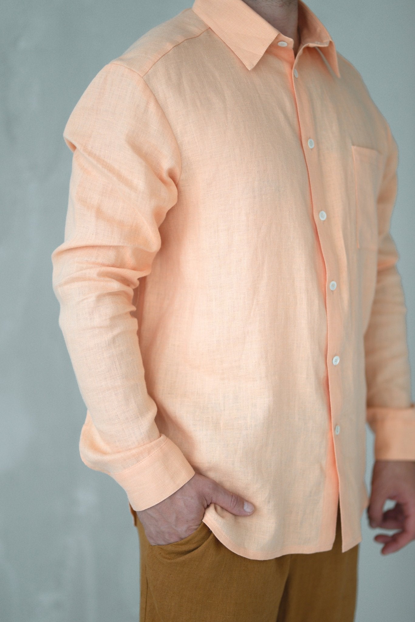 Linen Tablecloth – Natural – White | Wholesale Linen Towels, Tablecloths, Napkins, Bathrobes, Aprons, Abayas & Thobes - Middle East Collection by Unique Linen“