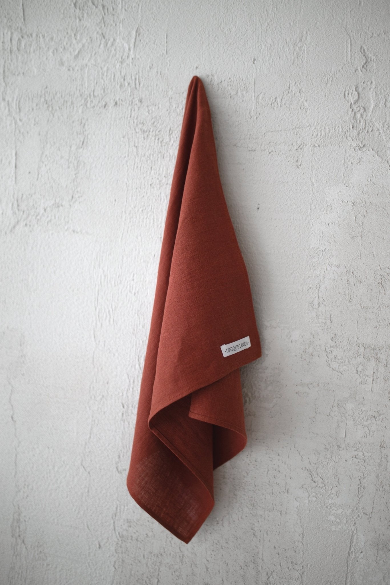 Linen Tablecloth – Natural – White | Wholesale Linen Towels, Tablecloths, Napkins, Bathrobes, Aprons, Abayas & Thobes - Middle East Collection by Unique Linen“