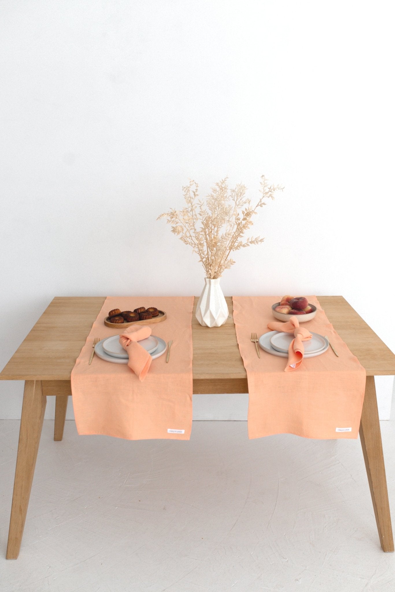 Linen Tablecloth – Natural – White | Wholesale Linen Towels, Tablecloths, Napkins, Bathrobes, Aprons, Abayas & Thobes - Middle East Collection by Unique Linen“